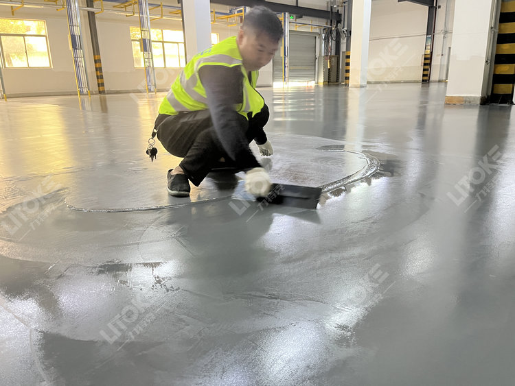 工業車間地面不耐磨？3類高性價比材料選型攻略
